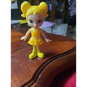 Team Rainbow Rangers ANNA BANANA yellow 3" Doll Figure Fisher Price 2020 Mattel